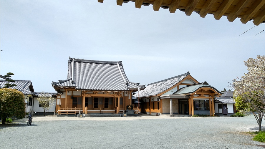 氷川町西福寺